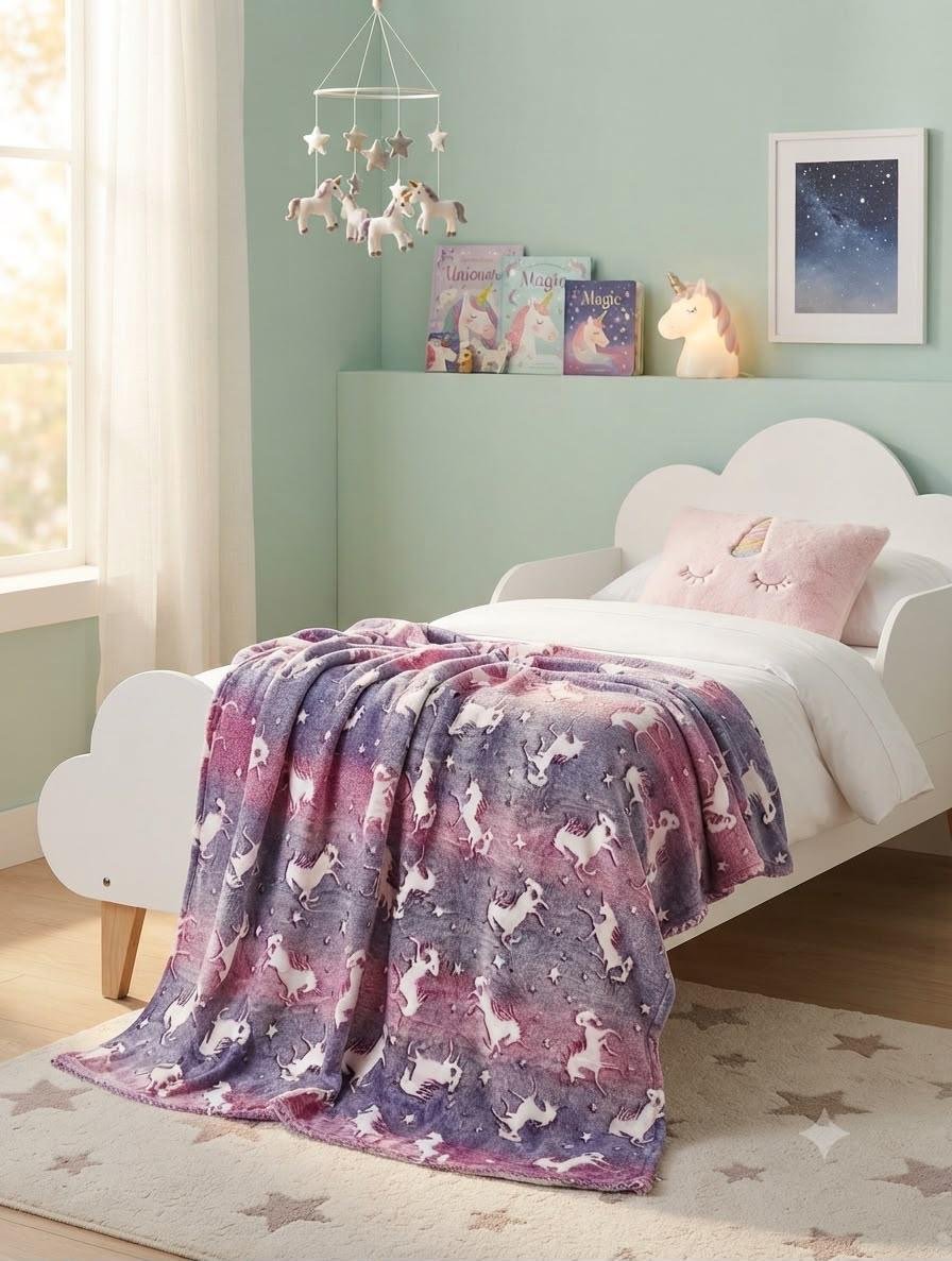 بطانية الفرس البيضاء المضيئة🦄